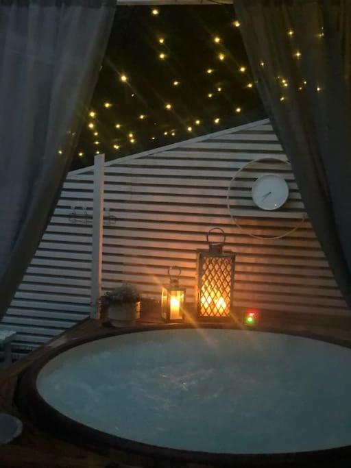 Snowcrystal Home With Jacuzzi And Sauna Rovaniemi Bagian luar foto