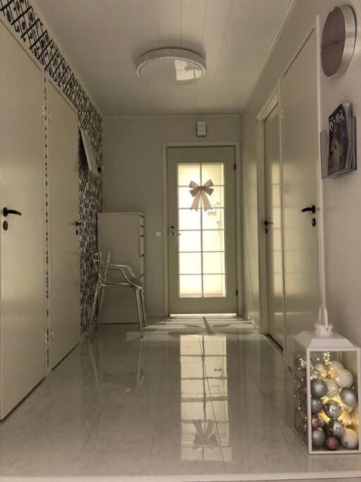 Snowcrystal Home With Jacuzzi And Sauna Rovaniemi Bagian luar foto